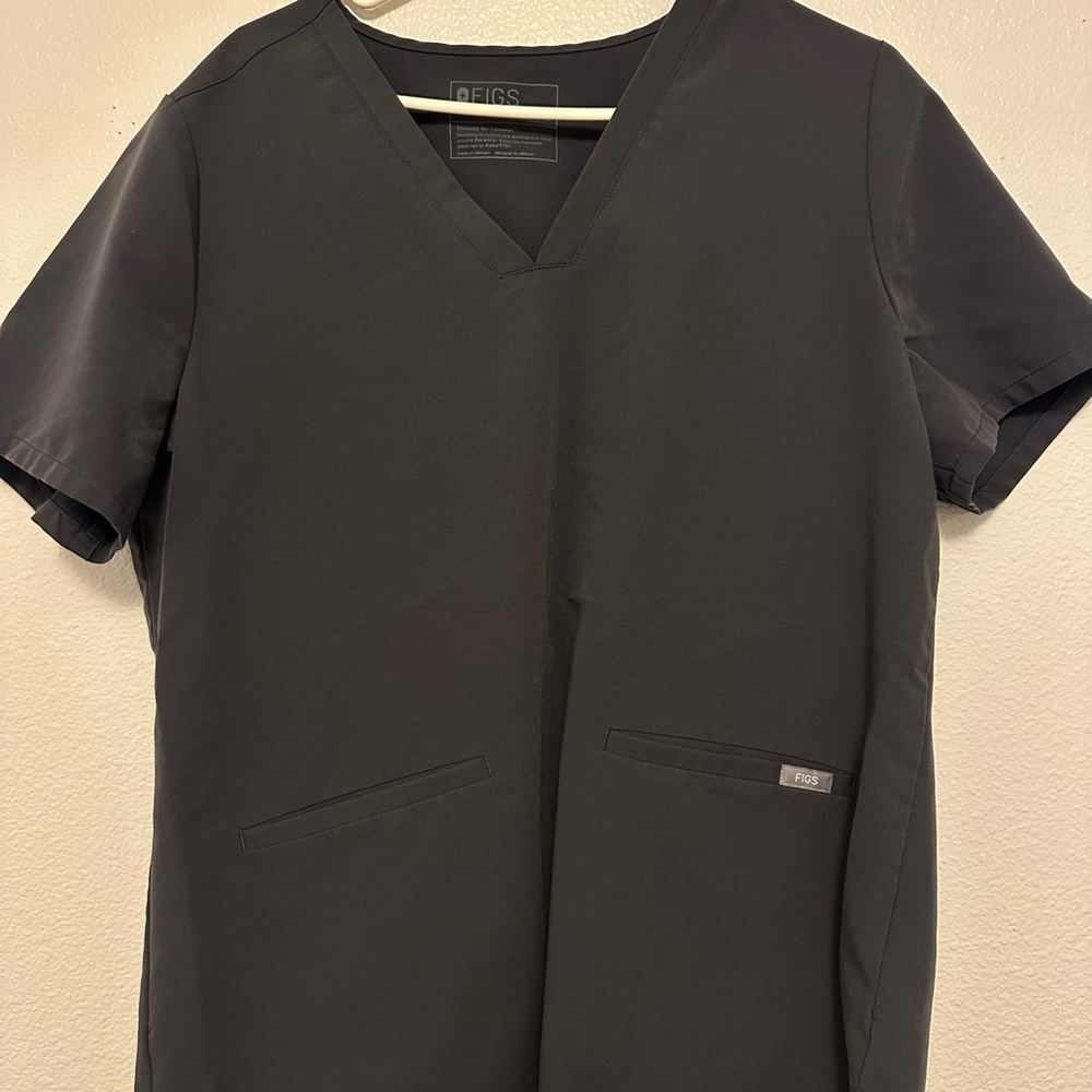 Figs Charcoal Scrub Top